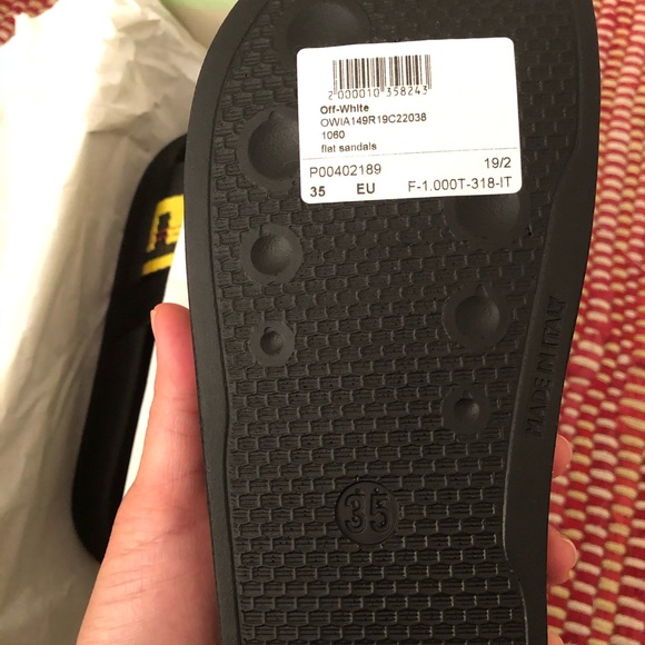 SOLD** off-white Slides - Picture 2 of 5